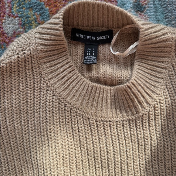 STREETWEAR SOCIETY CARMEL CROPPED SWEATER - Picture 3 of 3